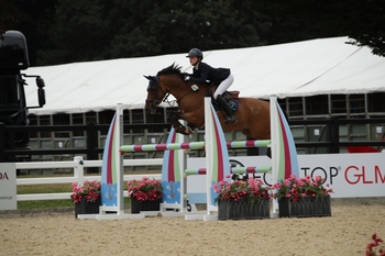 Tabitha Kyle wins the National 138cm Championship Final